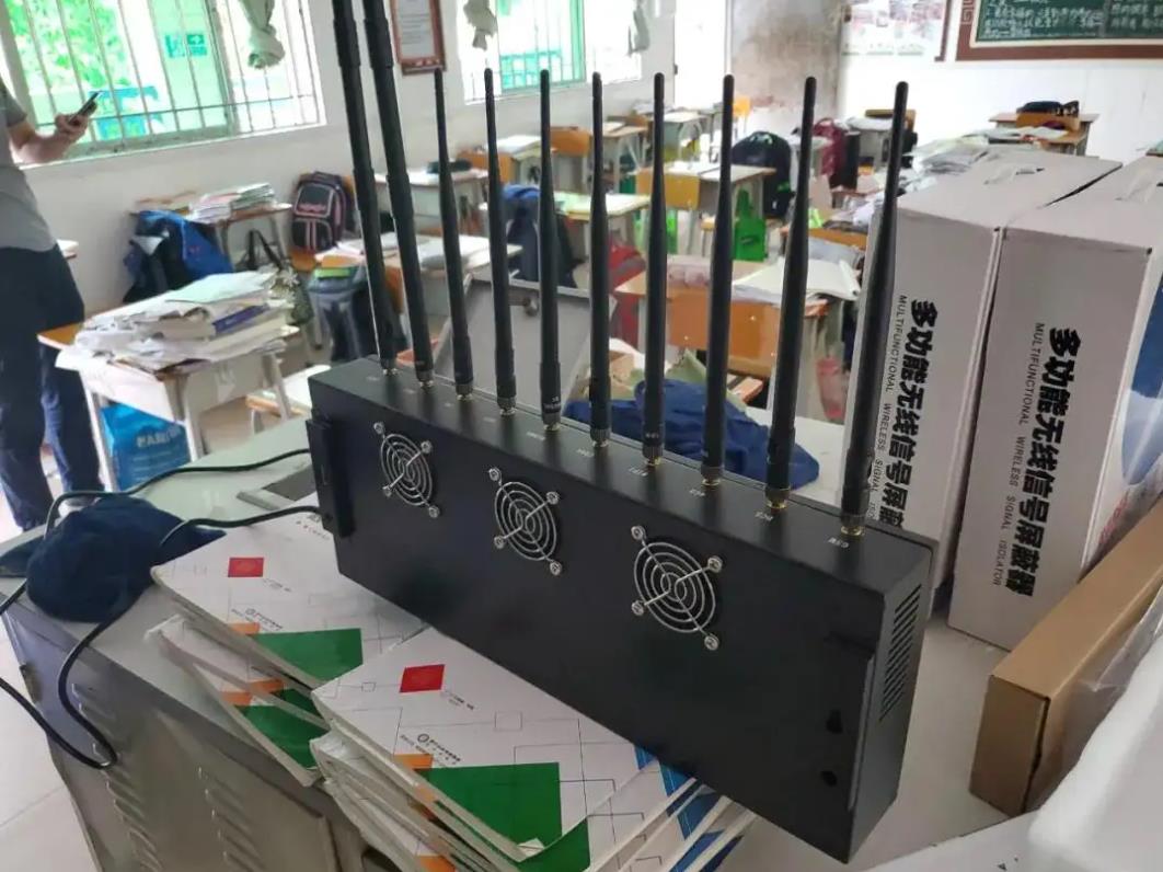 考场屏蔽器穿墙之后是否有效果？